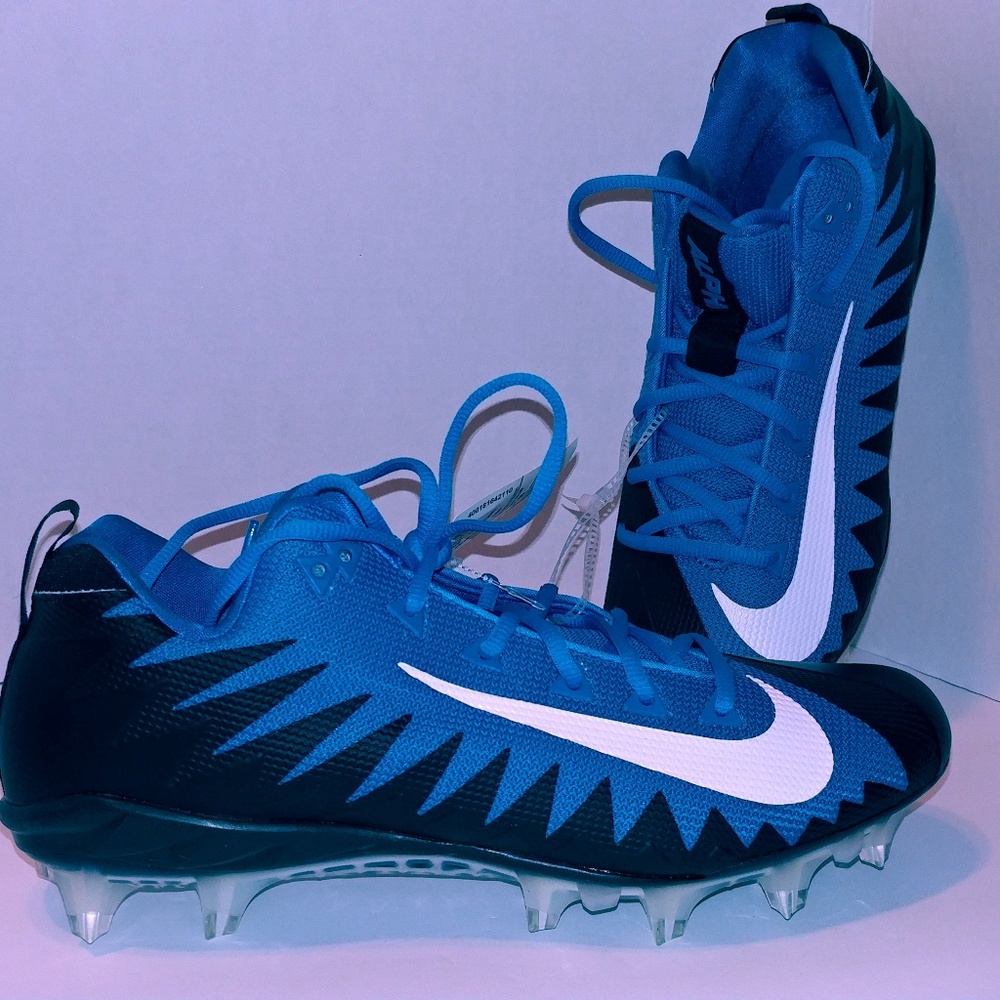 Nike Alpha Menace Pro Mid Cleats
